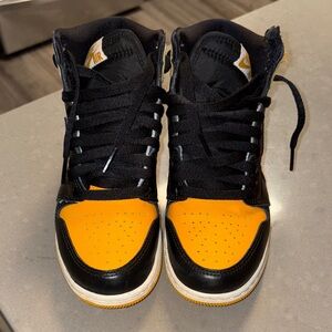 Nike Air Jordan 1 Retro High OG Taxi Black and Yellow High-Top Sneakers